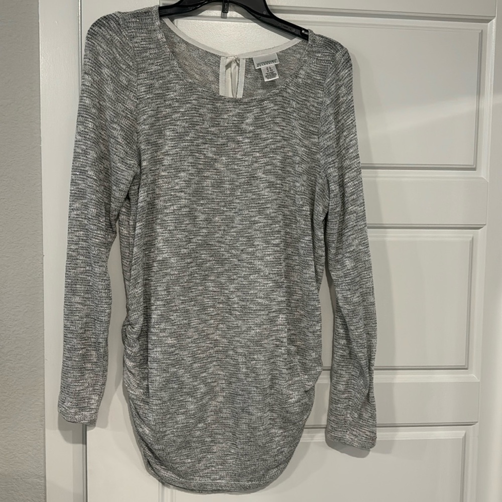 Long sleeve maternity sweater.